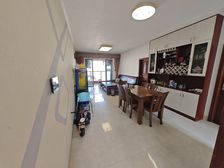 碧绿花园二期电梯精装房出售