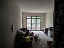 房东直卖 停车免费 物业管理低 价格可仪 交通便捷