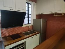 静安 延安中路955弄小区 1室1厅 37.70㎡ 383万