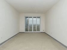 润州 远洋·山语四季 3室2厅 115.21㎡ 53.80万