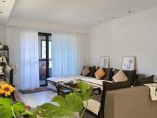 南岸 君临南山崇德府 3室2厅 116.67㎡ 165万