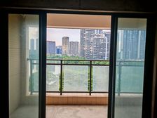 禅城 金茂绿岛湖 4室2厅 145方 超级一线湖景