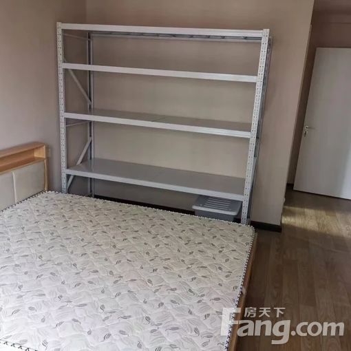 ºÏ×â:Ö÷ÎÔººÄÏÂÌµØ³Ç 4ÊÒ2Ìü 130©O 500Ôª/ÔÂ