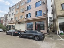 滨海路60平临街商铺出租 月租4500起