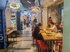 银石广场21平临街商铺出租 押一付三免租1个月