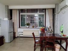 人民西路南向两居 凯瑞碧园88平温馨家