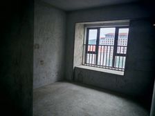 丰泽水墨芳林 4室2厅1车位 144.51㎡ 390万