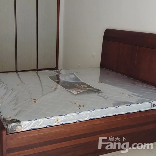 Ô£»ªÌåÓýÄÏ´ó½ÖÔ£ÏèÔ° 3ÊÒ2Ìü 169©O 2500Ôª/ÔÂ