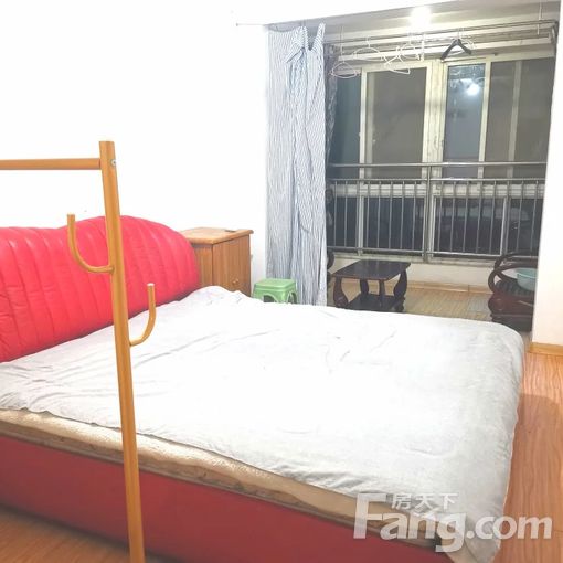 合租:主卧张店区中润华侨城中德奥林新城 2室1厅 100㎡