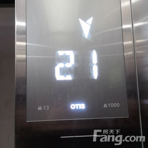 合租:次卧海淀西二旗智学苑 3室2厅 126㎡ 2700元/