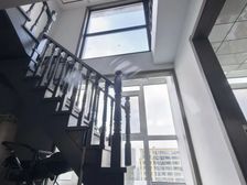 历下 绿城百合花园 5室2厅 234.00㎡ 430万