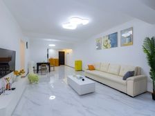 渝中 圣地大厦 3室2厅 141.00㎡ 118万