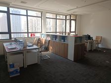 南兴街甲级写字楼120平 8000元/月即租即用