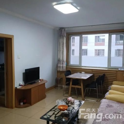 赛罕驰誉工商家属院 2室1厅 80㎡ 1500元/月
