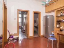 黄岛四楼 齐润金滩花园 2室2厅 98.59㎡ 76万