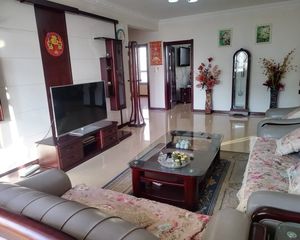 让胡路 汇景花园 3室2厅 150.00㎡ 100万