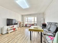 阿尔卡迪亚,室内无台阶,免大税,带地下室,双卧朝阳,集中供暖