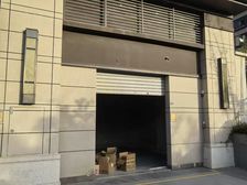 建发和玺临街新铺出租 42平层高4.4米 月租3570