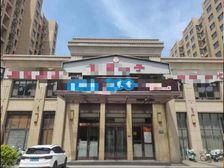 城阳万馨风景中城路800平商铺