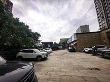 地铁门口!房东直租!