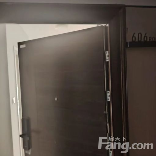 历城王舍人天鸿万象中心 1室1厅 31㎡ 1100元/月