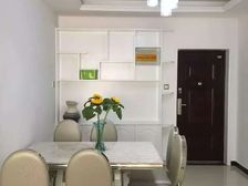 正乐路南向两居 101平精装电梯房 57万诚售送车位,送车位