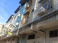 玲元商铺出租,260平临街底商,层高5米,可转让