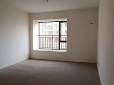 温江 温江一地 3室2厅 174.14㎡ 95万