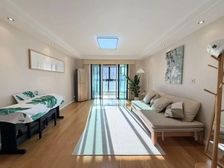 徐汇 徐汇临江豪园 3室2厅 131.76㎡ 1390万