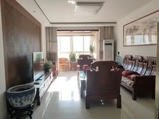 云水居电梯住宅135平,正南朝向通透户型,带车位储藏室,诚售