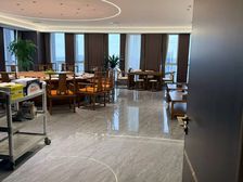 中模国际大厦临街旺铺转让650平方营业中即租即用