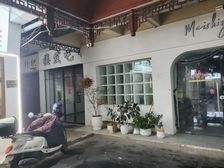 步行街黄金铺面出租,13平临街旺铺,月租2600