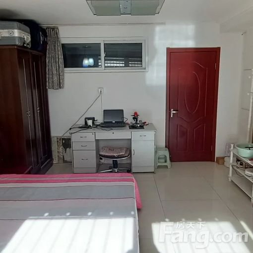 合租:主卧昌平龙泽天露园 3室1厅 125㎡ 2200元/月