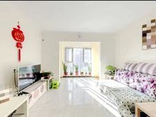 万华城洋房 精装 全明户型 紧邻大门口 采光好