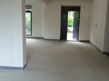 句容 世外边城仑山湖畔汇景雅墅51幢 4室2厅3卫