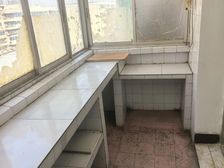 龙首西南区 2室1厅,地铁口,天然气,房产证在手,价格可谈