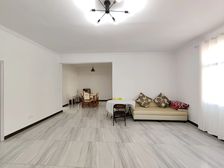 红旺大市场三室两厅两卫 精装修 拎包入住 房东直售