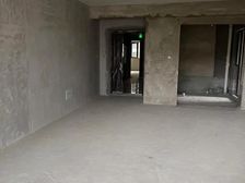 玉东区 喜润金域华府 4室2厅,单价三千多,满五**