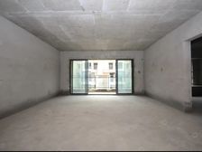 绿地新里海玥公馆别墅大平层 4室2厅