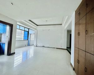 本人业主真房东诚信出售四叶草户型地铁旁学区房层高3米5