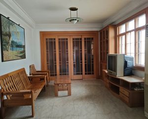 南向两居阳光房 金厦里74平温馨小窝