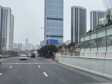 南明火车站华润贵阳置地 纯写字楼甲级1500