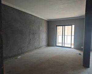 余姚 万基河姆景苑 3室1厅 包车库