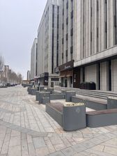 东湖片区底商出租!临街商铺带独立门头,周边无竞争业