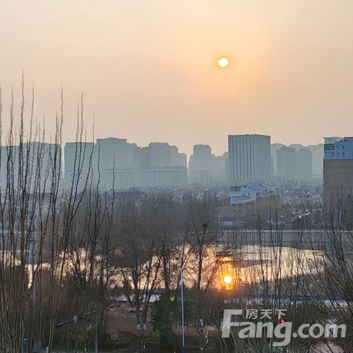 如意开发区东岸国际小区183平方米 3室2厅2卫