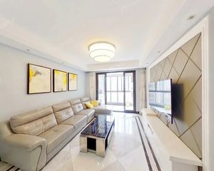 **蓝庭南向四房,103平精装宜居,业主诚售