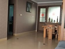 开发区 华夏银行家属院 3室2厅省级花园示范小区