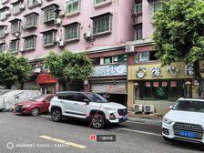 渝北回兴临街商铺出租 54平层高5.4米 月租1800