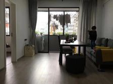 白云 乐得花园 自住精装修 朝南2室1厅