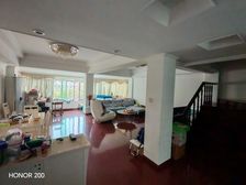 群盛花苑看湖心街复式4房3卫1车库产权面积188.21